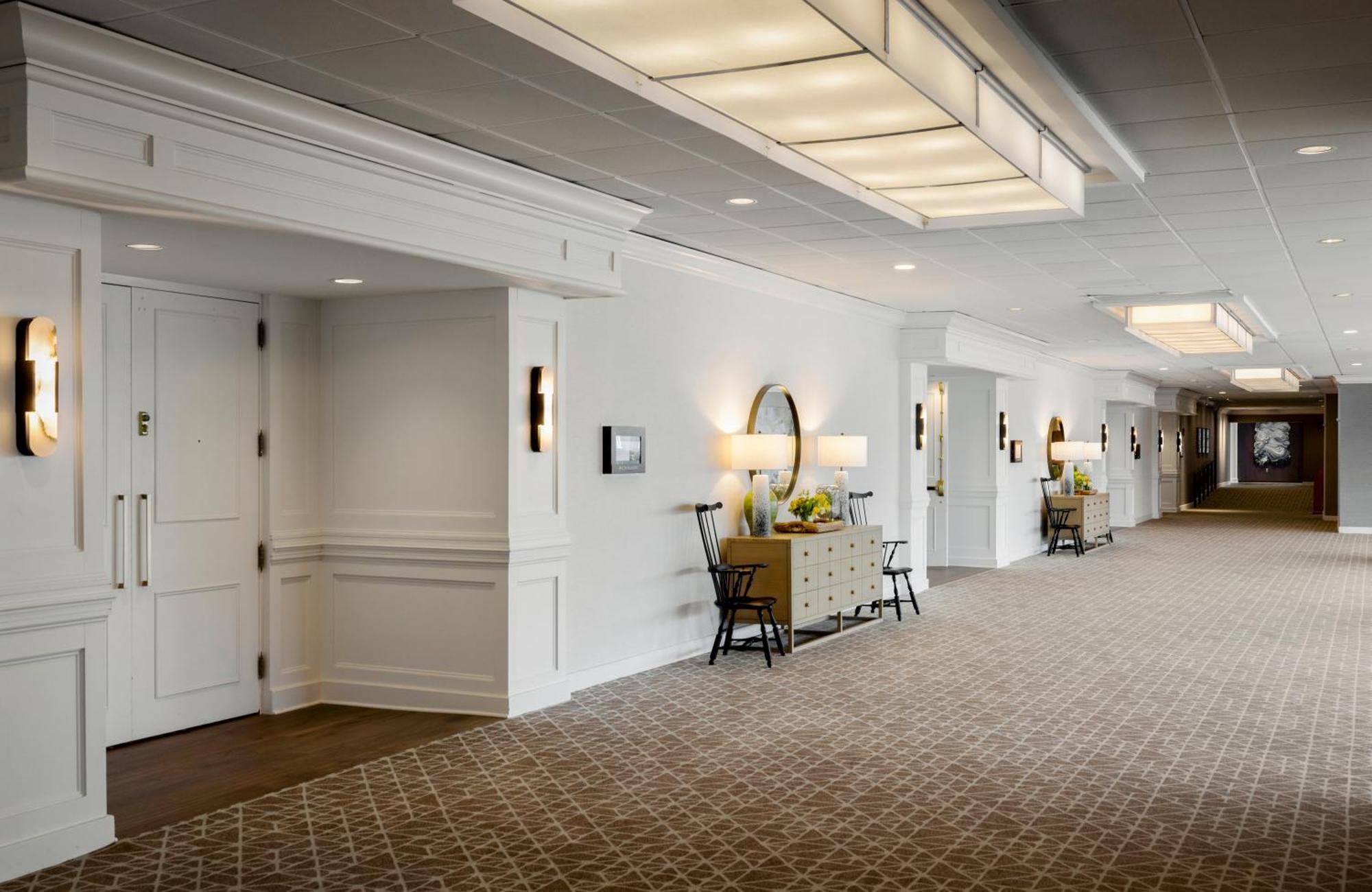 Newport Harbor Island Resort Экстерьер фото
