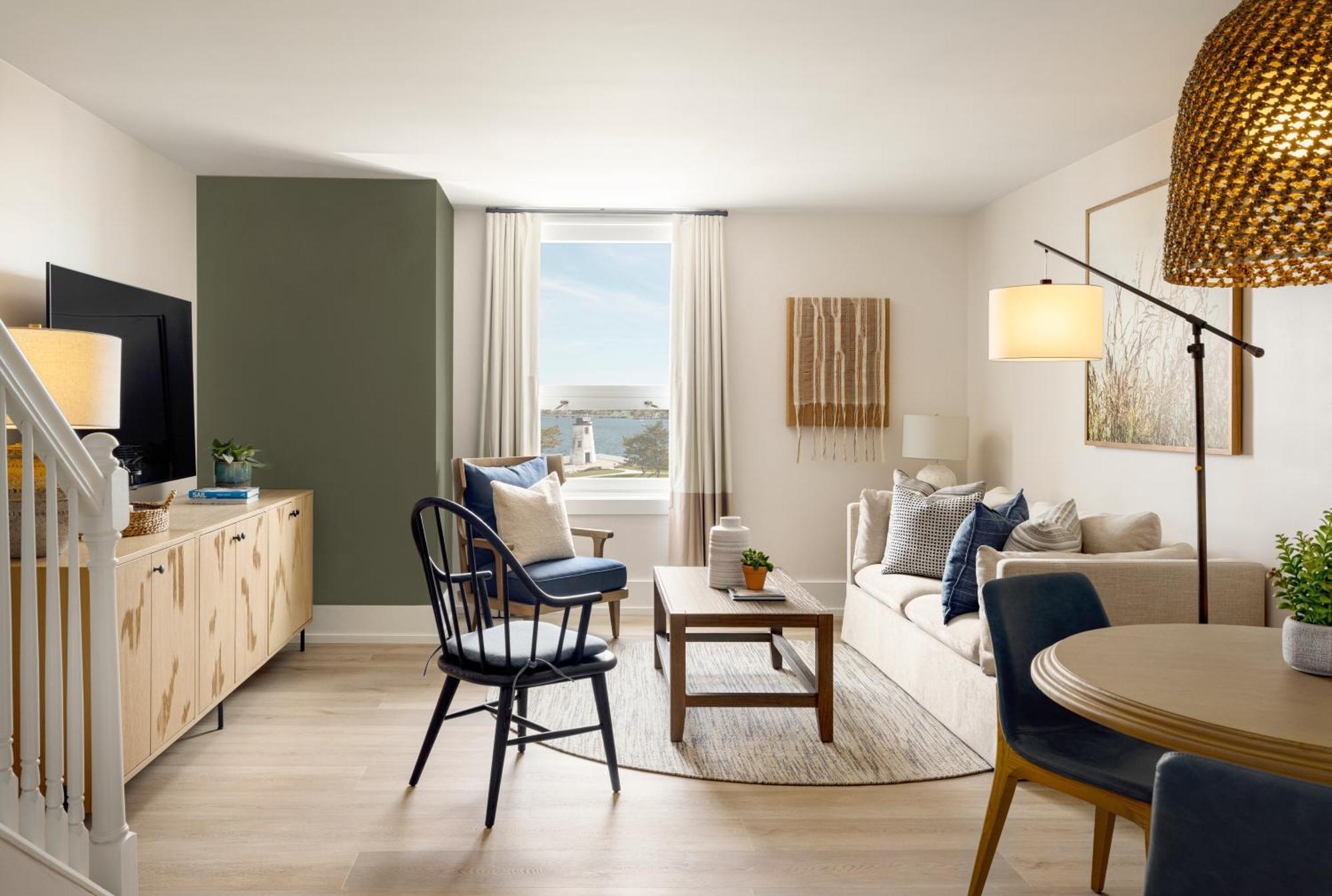 Newport Harbor Island Resort Экстерьер фото