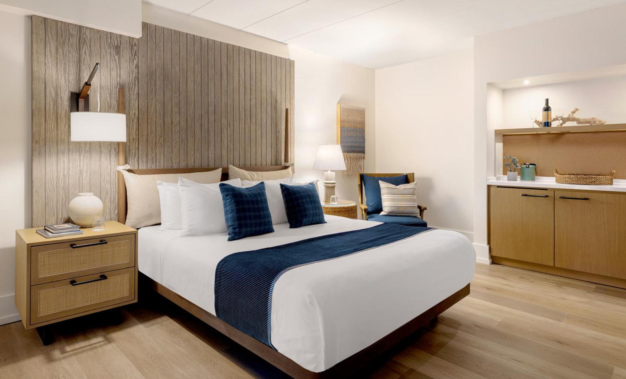 Newport Harbor Island Resort Экстерьер фото