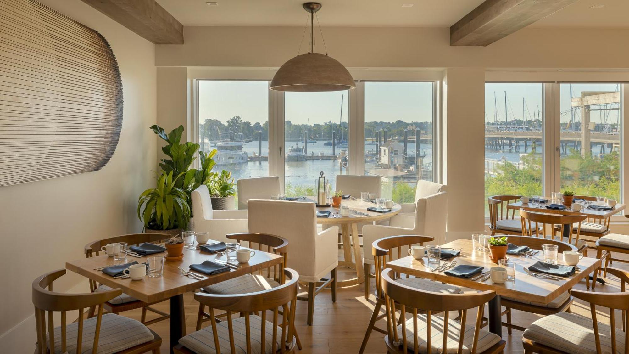 Newport Harbor Island Resort Экстерьер фото