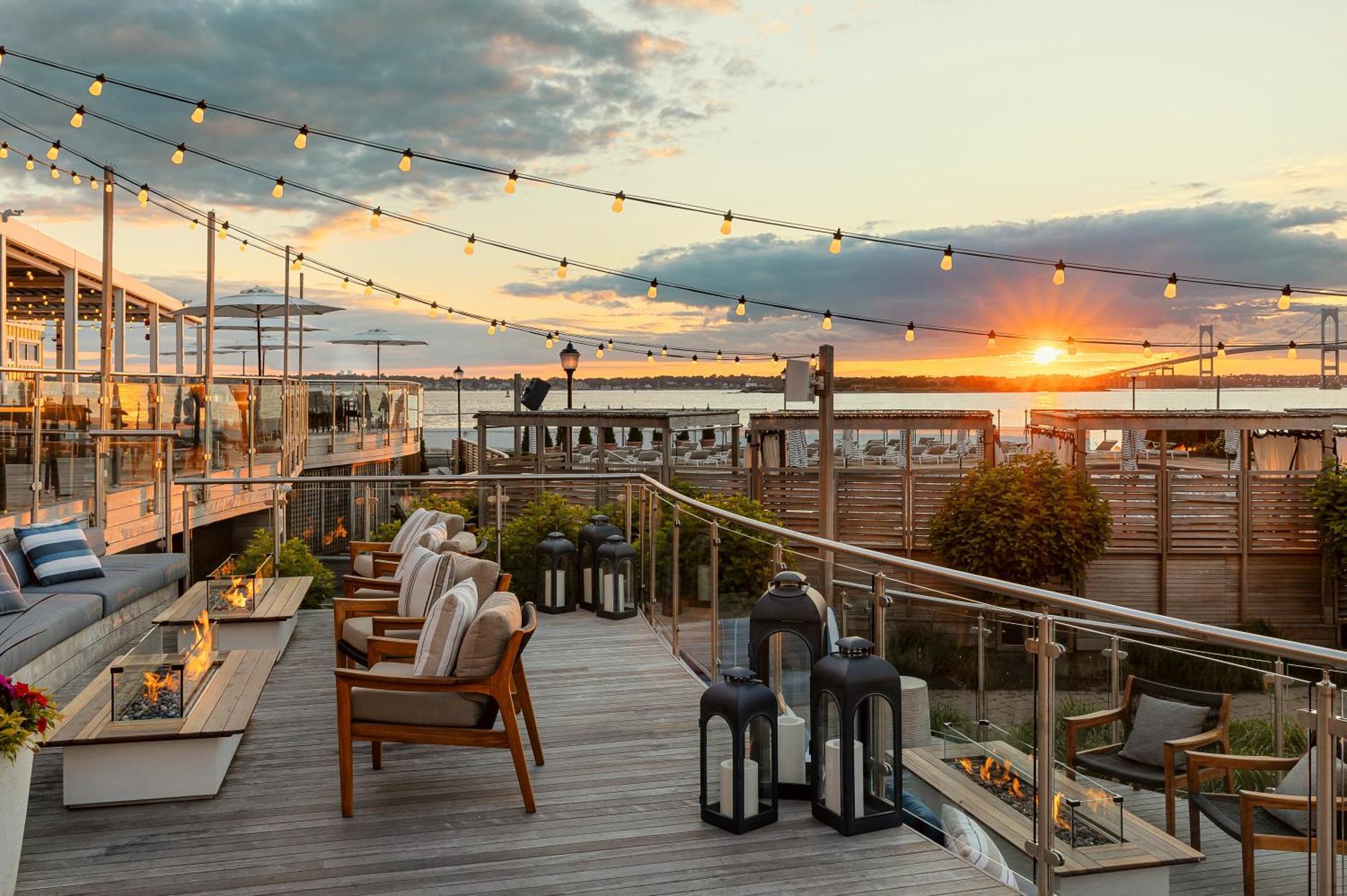 Newport Harbor Island Resort Экстерьер фото