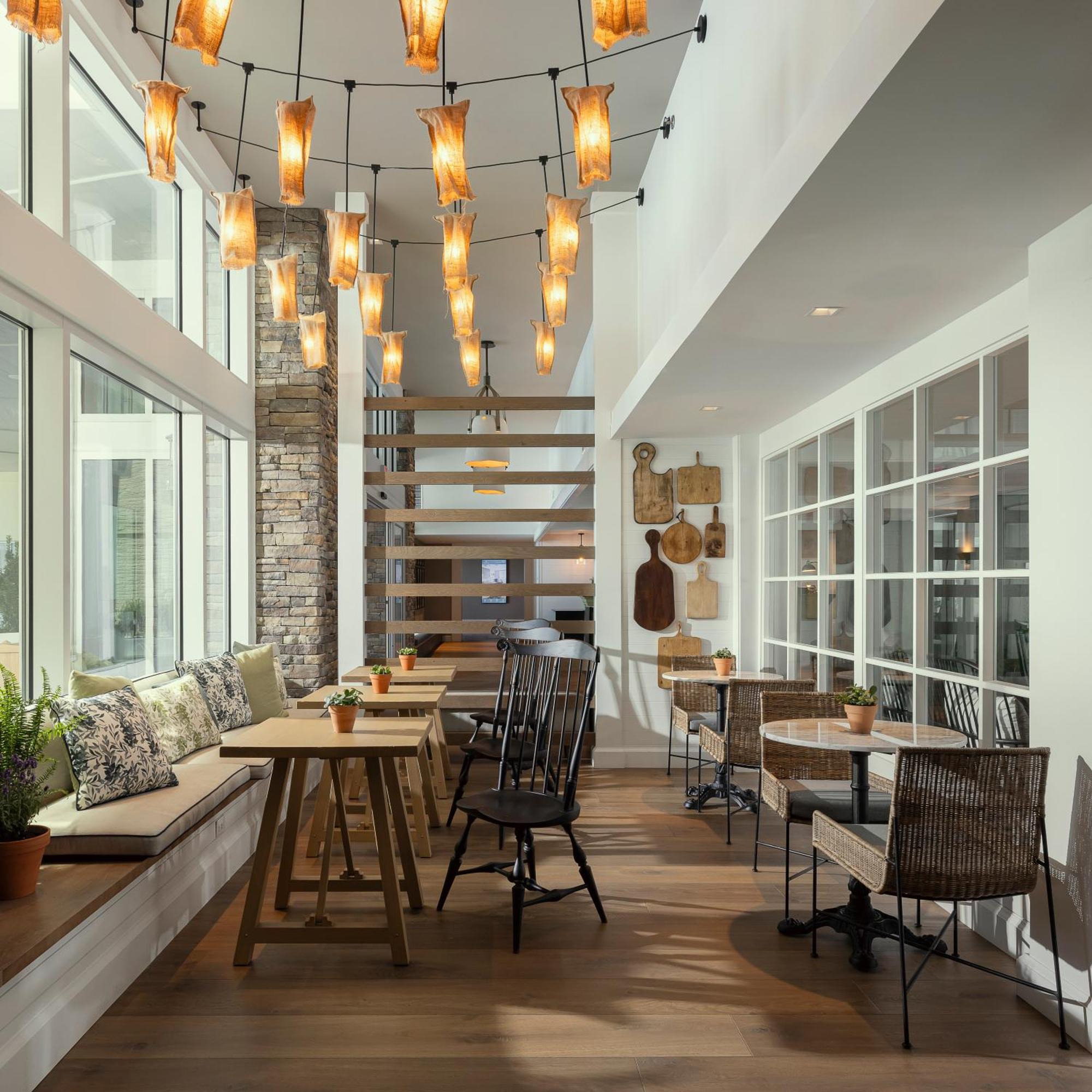Newport Harbor Island Resort Экстерьер фото